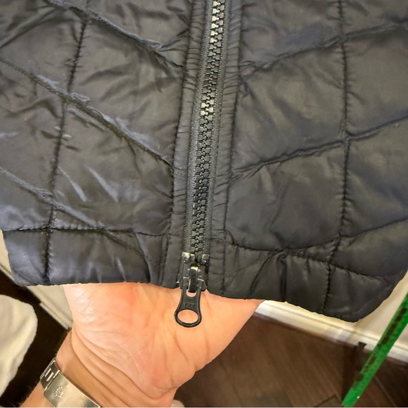 The North Face Women’s Black Lightweight Quilted Coat Sz S - Picture 4 of 16